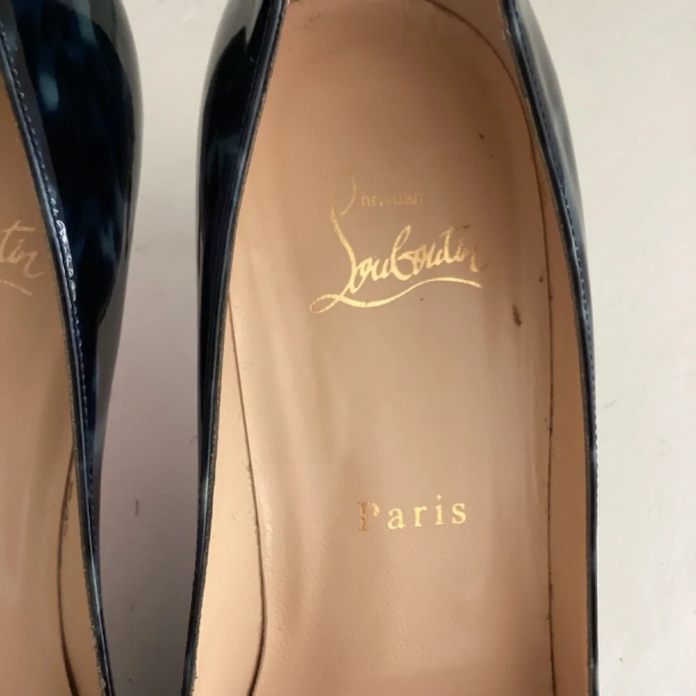Christian Louboutin Marble Blue Patent Leather Shoes Heels US Sz 7 EUR 38